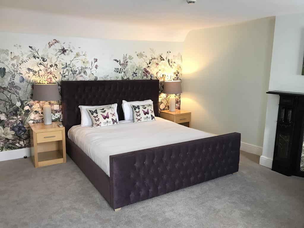 The Highworth Hotel Swindon Exteriör bild
