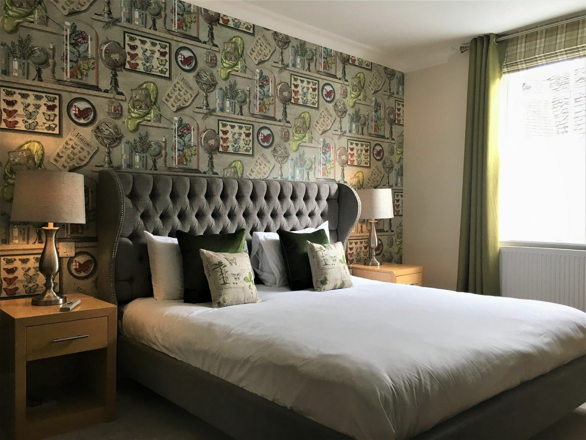 The Highworth Hotel Swindon Exteriör bild